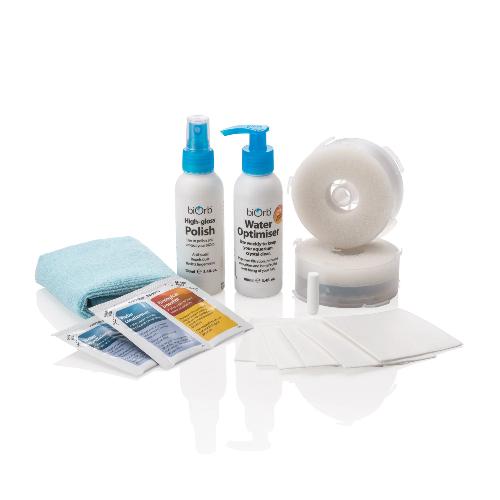 biOrb Service kit 2. indeholder alt hvad du skal bruge for at pleje og rengøre dit biOrb 2 x Filterpatroner 1 x Microfiber klud 6 x Rense pads til siderne 2 x Biologisk vandforbedring 1 x Iltsten 1 x Fl. Polerings væske  1 x Fl. Water optimiser (vand optimering). Dimensioner (LxBxH i mm) 135x100x155. 48441